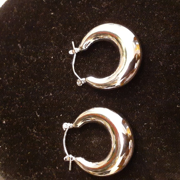 14K WG PLATED HOOPS HYPOALLERGENIC NEW - Picture 2 of 3